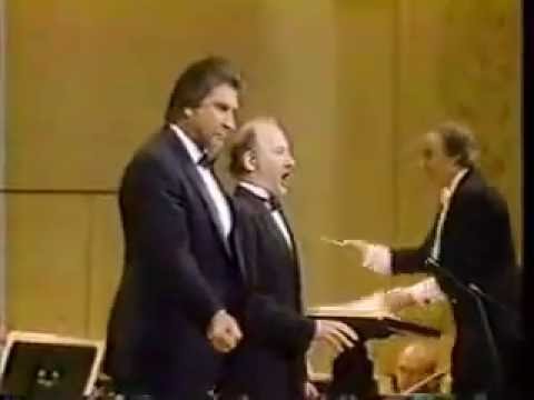 Giuseppe Giacomini and Sherrill Milnes sing Si, pel ciel