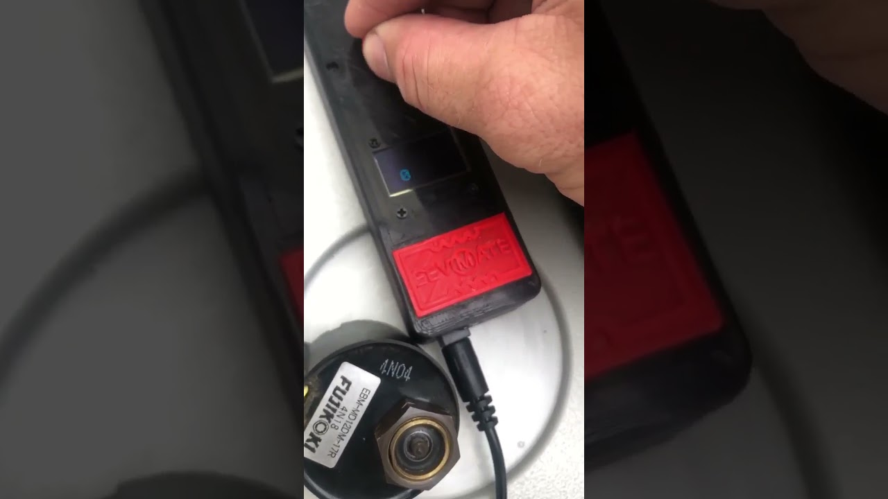 Resetting an EEV with the EEVMATE tool