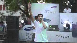 preview picture of video 'Samsung Galaxy SIII Carnival - 3C's Lajpat Nagar'