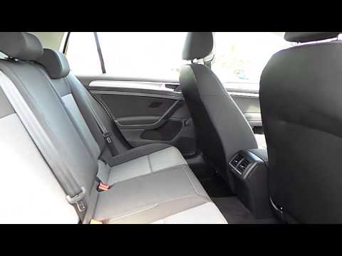 142D2215 - 2014 Volkswagen Golf TRENDLINE 1.6TDI 105BHP 5DR 18,995