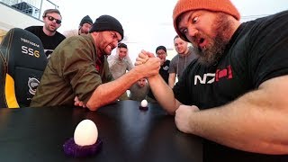 EGG SMASH ARM WRESTLING!! ultimate office test of muscles! (afternoon routine at the spacestation)