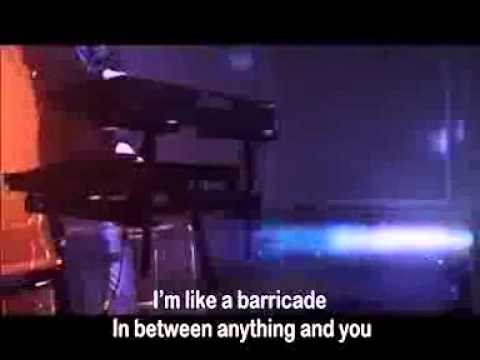 Maddi Jane - Barricade with Lyrics ''MANDZ''