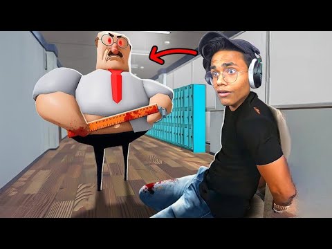 ESCAPE EVIL TEACHER in Roblox!