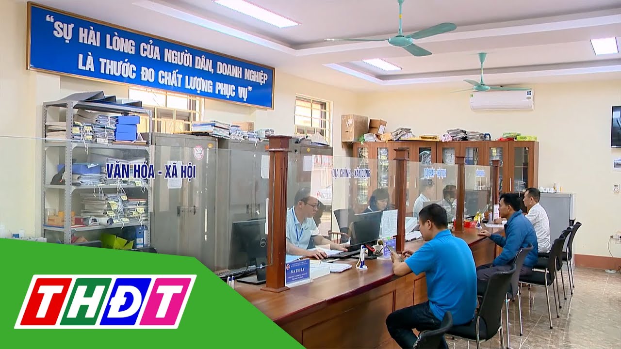 Yêu cầu công chức xã có bằng đại học trở lên
