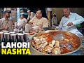 Old Lahore Street Food Jeda Lassi Tara Bong Paye Hafiz Jee Chanay Subha Ka Nashta Pakistan