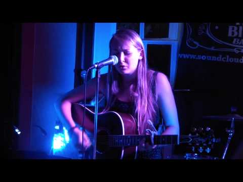 Tammy Davis - The Wolves (Filmed at The Royal Oak, Gnosall 23/11/2012)