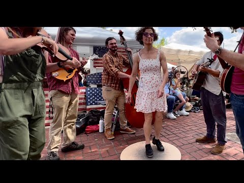 Whisky before breakfast - buckdance by Miss Moonshine w The Yellow Dandies - Bear of the Square ‘22