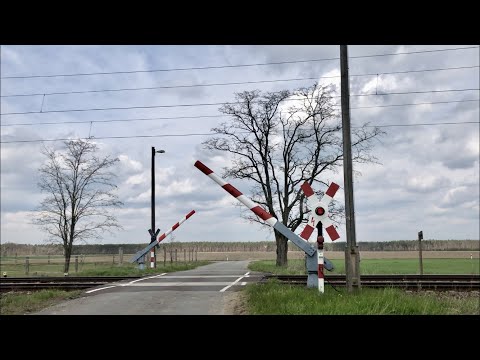 Bahnübergang Rehfeld/Railroad crossing/Spoorwegovergangen