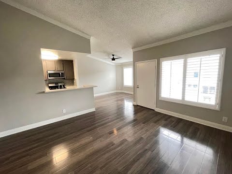 PL9862 - Stunning Vaulted Ceiling Modern 2 Bed + 2 Bath Apartment For Rent!