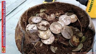 Коп монет 2018.Раскопки клада.Горшок серебряных монет.Мужики от счастья матюгаются!