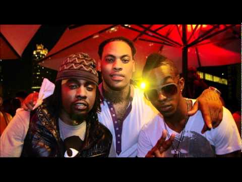 Waka Flocka Flame - No Hands (feat. Wale & Roscoe Dash) (Bass Boost)