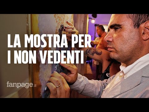 A Napoli le opere d'arte accessibili ai non vedenti: la mostra tattile, uditiva e olfattiva