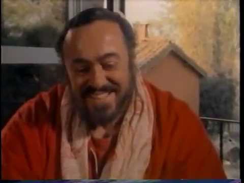 Το ντοκιμαντέρ Pavarotti and the Italian Tenor [Ο Παβαρόττι και ο ιταλός οξύφωνος] (1992), όπου ο Luciano Pavarotti ανασυνθέτει τη γενεαλογία του ιταλικού οξύφωνου, από τον Enrico Caruso έως τους Tito Schipa, Beniamino Gigli και Giuseppe di Stefano.