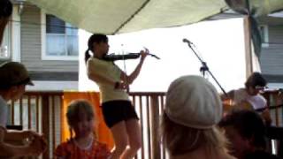 Kytami violin solo with loops, joining Blackie LeBlanc at 