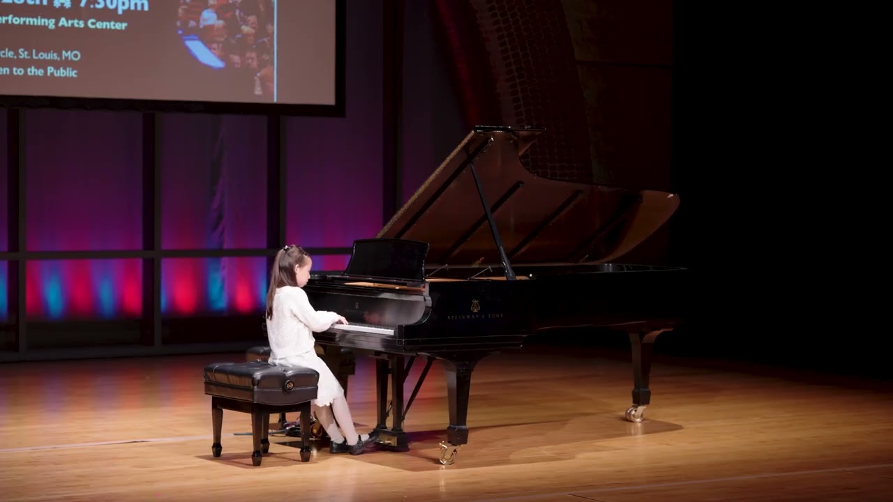 Ibert: Le petit âne blanc. Scarlett Hamilton, piano