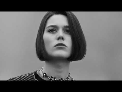 CHANEL Зима 2022-2023 /  Fall Winter 2022 23 Ready to Wear Show, RIVER TWEED — CHANEL Shows