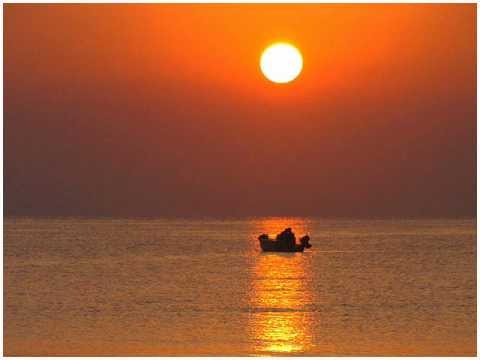 Keistuolių teatras - Strazdas