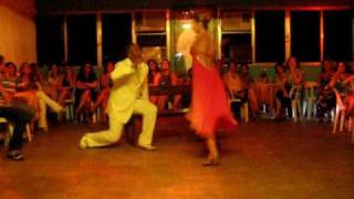 ÁLVARO REYS E HELENA FERNANDEZ - Coreografia "Pobre Flor"