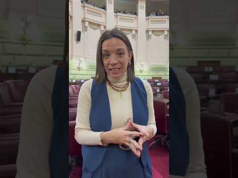 Estábamos en la Legislatura de Santa Fe y nos sorprendimos con la visita de niños y niñas de Rosario