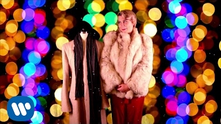 Daniella Mason - Wonderful Christmastime