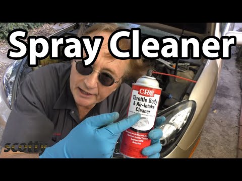 Using of car spray cleaner