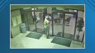 Former Clay County firefighter arrested after banging on jail door shirtless in bulletproof vest