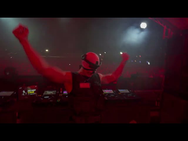 Techno von Holy Priest & Vieze Asbak ((jetzt ansehen))
