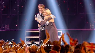 Olivia Newton-John &amp; Cliff Richard - Suddenly (Royal Albert Hall, London, October, 14, 2015)
