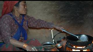 Cooking and eating phapar roti in the village ll Rural village life Nepal