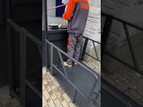 Платформа-підйомник для маломобільних груп населення - фото 3 - id-p2543868017