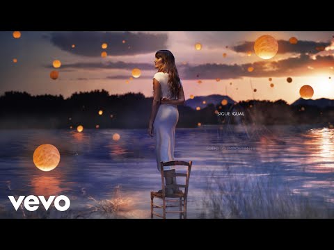 Rozalén - Todo Sigue Igual (Lyric Video)