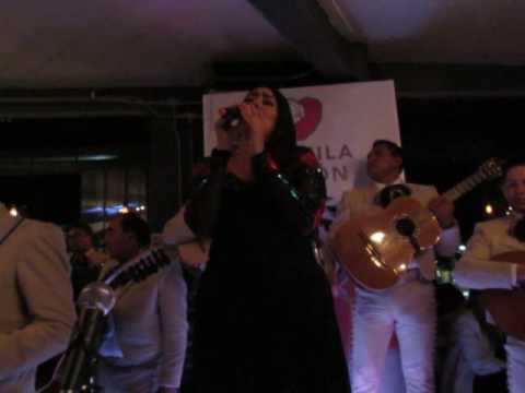 MIRIAM SOLIS CANTA A MANZANERO