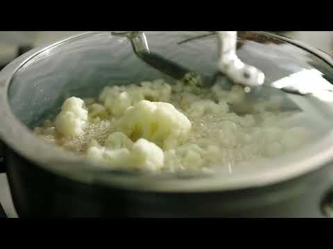 Bobby Flay's Cauliflower & White Bean Cacio e Pepe Gratin