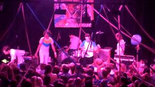 Brite Futures Time Flies