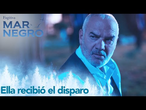 Fikret escucha lo que pasaron - Mar Negro Capítulo 86 | Fugitiva