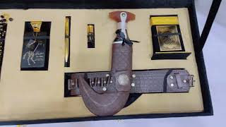 طقم سيف وجنبيه وبشت