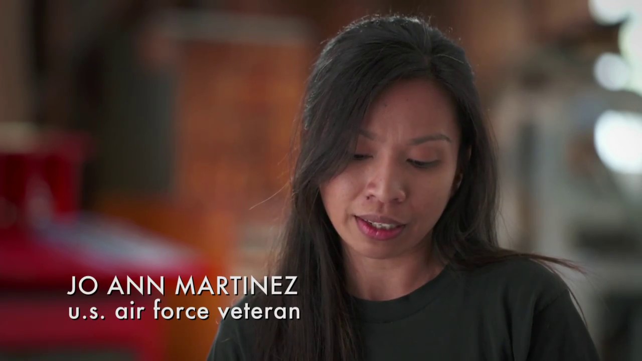 » Paper Dolls segment