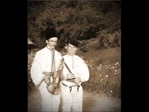 Timoc - Serbia - Toză a lu' Romăniţă - Foiţă verde de scumpină