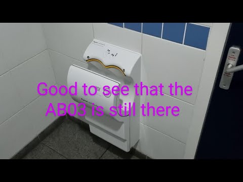 Dyson Airblade AB03 and an AIKE AK2030 at Salisbury Station (By SWR) Platforms 2 & 3