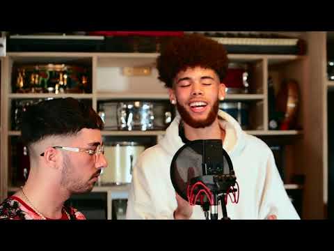 Sativa smoking in session 32- TJ Skyy x Zakareus