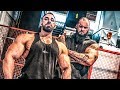 Bodybuilder zerstören Arme!! Ein Video mit Braun Strowman!?