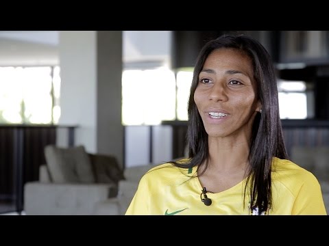 Papo Olímpico: Bruna Benites, zagueira da Seleção Feminina na Rio 2016