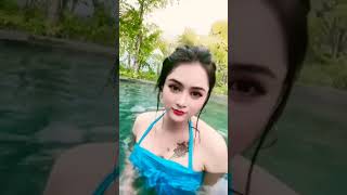 Cewek Cantik Pakai Bikini#shorts#bikini