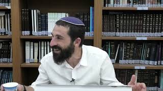 "רמזים וסודות מחג החנוכה"|הרב צחי עטיה (ישיבת אפיקי דעת שדרות) - התמונה מוצגת ישירות מתוך אתר האינטרנט יוטיוב. זכויות היוצרים בתמונה שייכות ליוצרה. קישור קרדיט למקור התוכן נמצא בתוך דף הסרטון