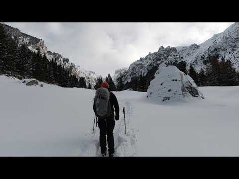 Adventuring în Bucegi: Magia iernii
