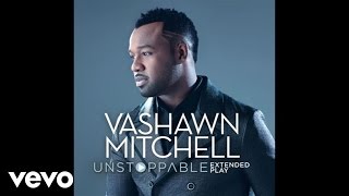 VaShawn Mitchell - Holding On (Live/Audio)