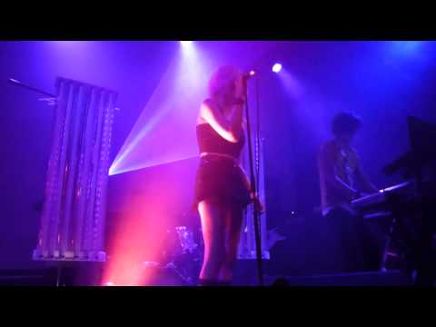 Sky Ferreira - Ain't Your Right LIVE HD (2013) Los Angeles Bootleg Theater