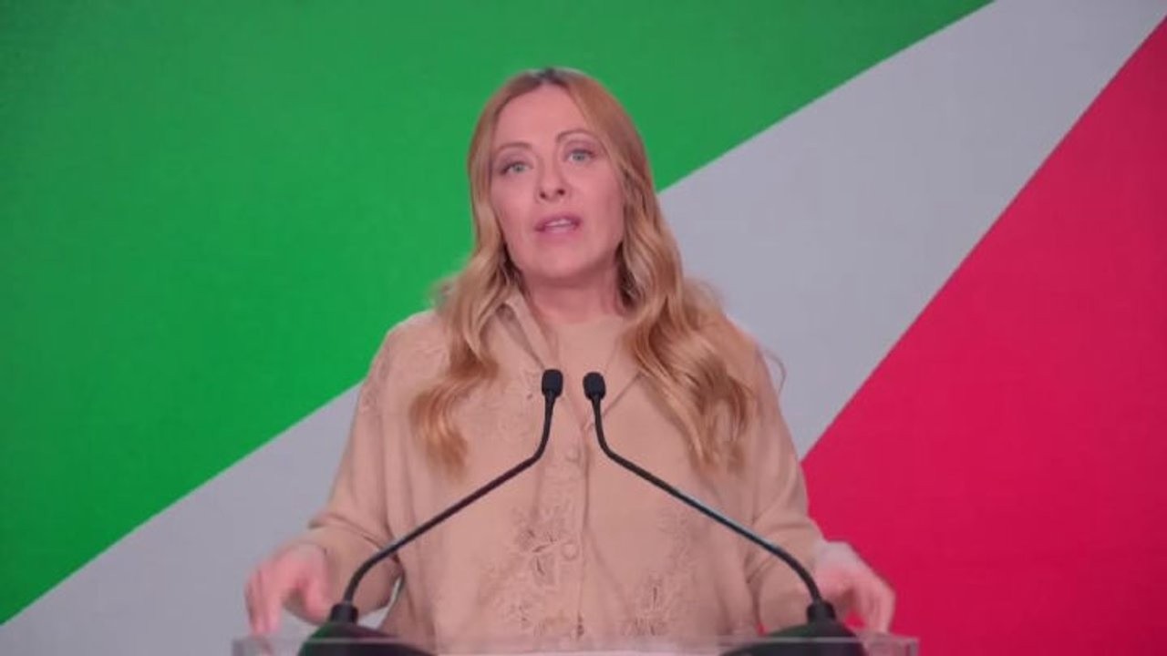 Meloni alla convention di Cateno De Luca: Un percorso entusiasmante