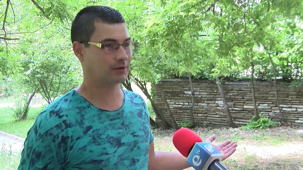 За опасна детска спортна площадка в квартал „Орфей“ сигнализират наши зрители