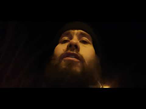 Nyt happi hypyllä + kyllä TUULEE